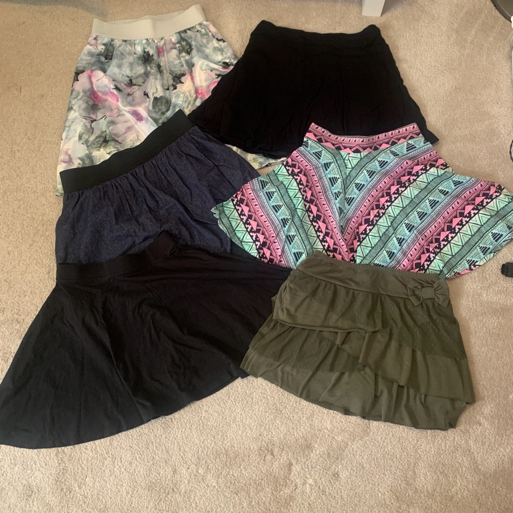 Lot of 6 skirts ( size S )